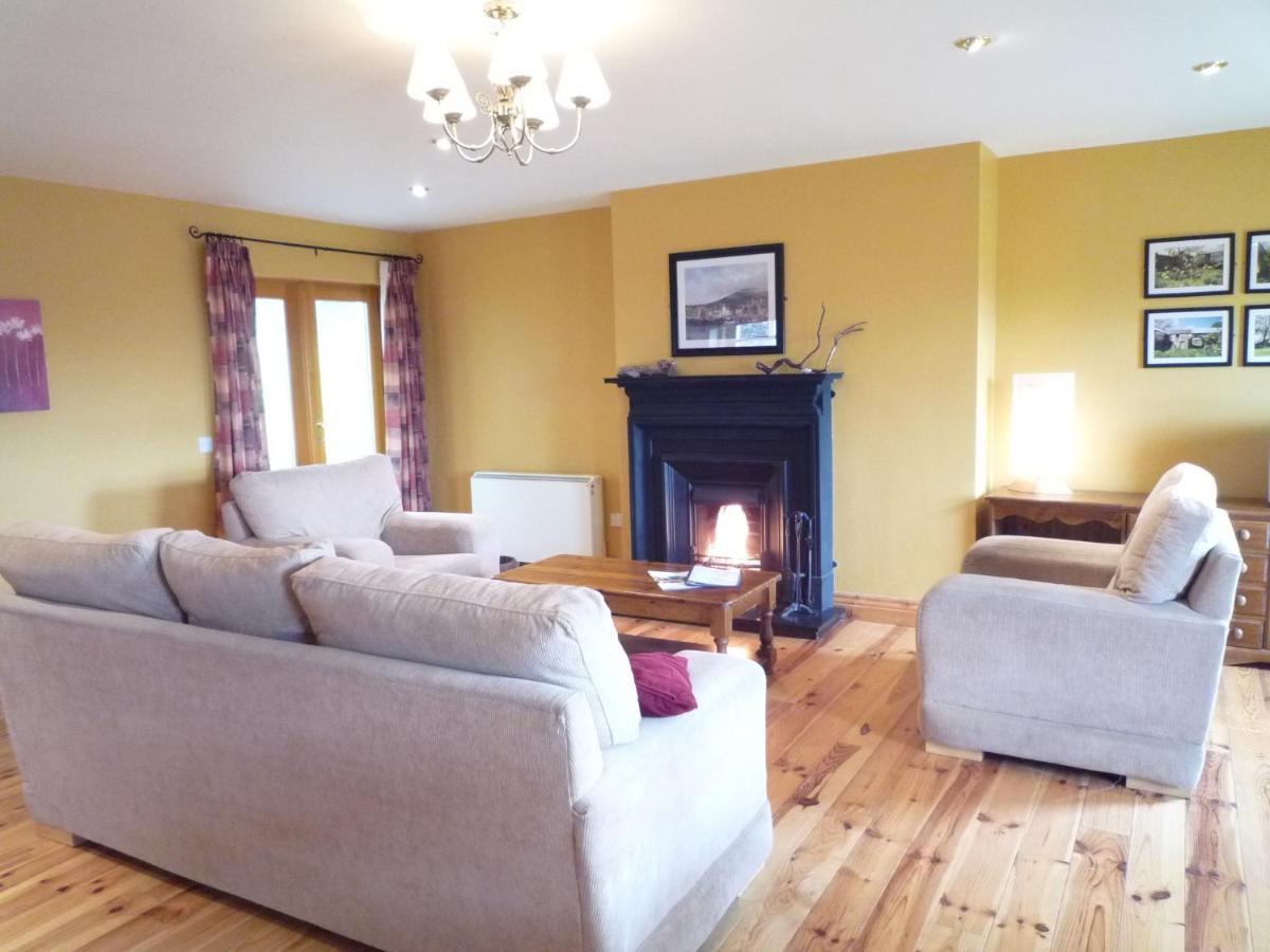 Dingle Courtyard Holiday Homes 3 Bed By Trident Holiday Homes الغرفة الصورة