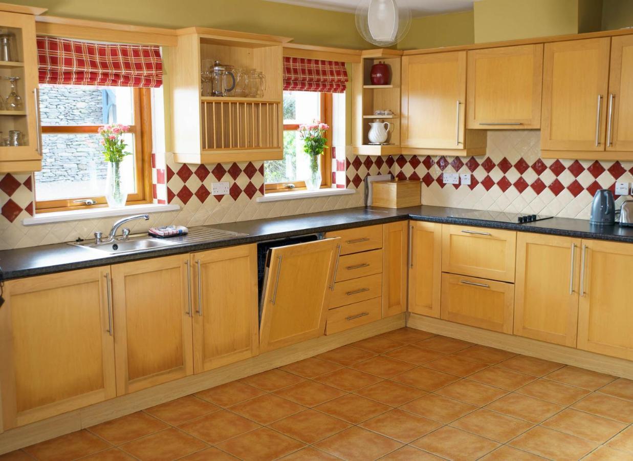Dingle Courtyard Holiday Homes 3 Bed By Trident Holiday Homes المظهر الخارجي الصورة
