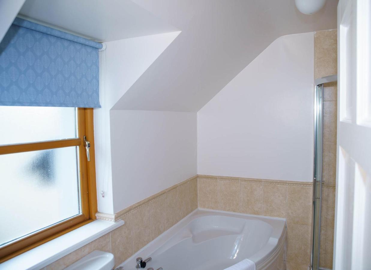 Dingle Courtyard Holiday Homes 3 Bed By Trident Holiday Homes المظهر الخارجي الصورة